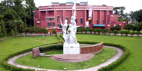 ১১ দিনের ছুটিতে যাচ্ছে কৃষি বিশ্ববিদ্যালয়